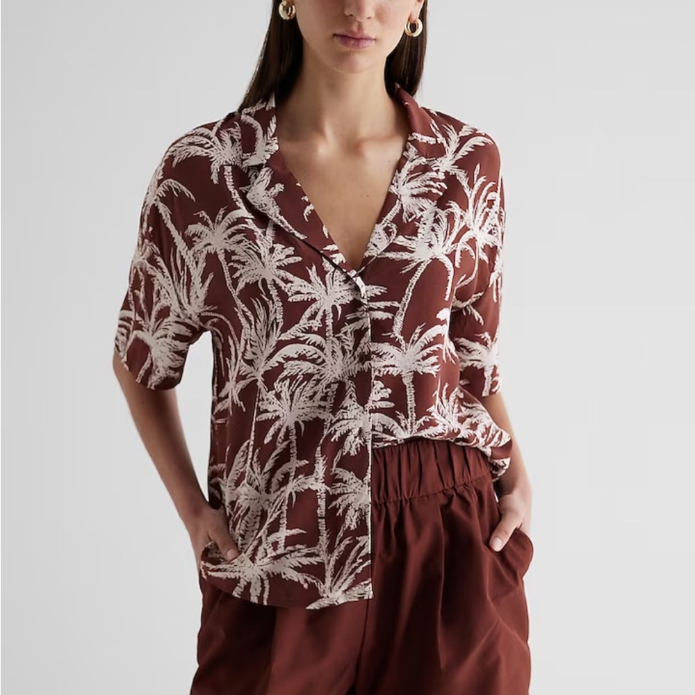 NWT Express Printed Palm Tree Short Sleeve Button Up Boxy Blouse Shirt XL